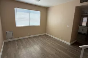 4643 N Guadal Dr, Phoenix, AZ 85037 - Photo 4