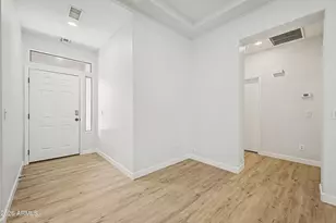 5207 W Paradise Dr, Glendale, AZ 85304 - Photo 14