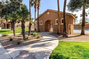 5207 W Paradise Dr, Glendale, AZ 85304 - Photo 40