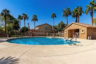 5207 W Paradise Dr, Glendale, AZ 85304 - Photo 44