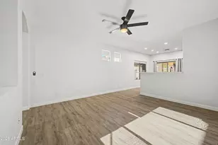 5207 W Paradise Dr, Glendale, AZ 85304 - Photo 10