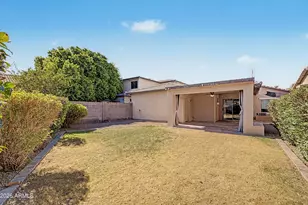 5207 W Paradise Dr, Glendale, AZ 85304 - Photo 32
