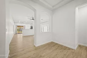 5207 W Paradise Dr, Glendale, AZ 85304 - Photo 10