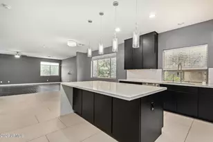 23111 N 40th Way, Phoenix, AZ 85050 - Photo 12