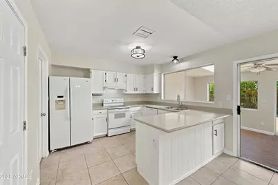 3614 W Grovers Avenue, Glendale, AZ 85308 - Photo 6
