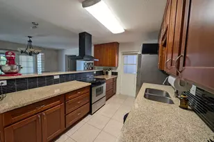 1039 E Larkspur Ln, Tempe, AZ 85288 - Photo 2