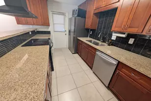 1039 E Larkspur Ln, Tempe, AZ 85288 - Photo 6