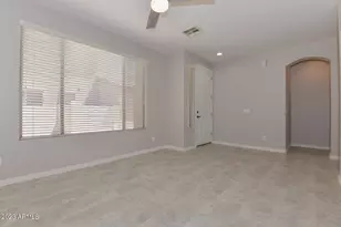 34718 N 25th Ln, Phoenix, AZ 85086 - Photo 8