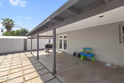 8137 E Indian School Road, Scottsdale, AZ 85251 - Photo 44