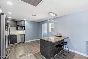 8137 E Indian School Rd, Scottsdale, AZ 85251 - Photo 22