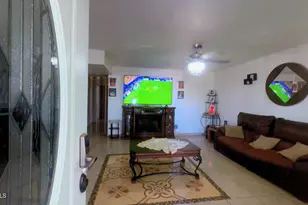 7810 N 37th Ave, Phoenix, AZ 85051 - Photo 8