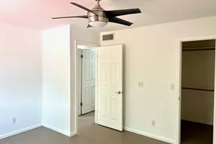 7800 E Lincoln Dr, Scottsdale, AZ 85250 - Photo 34