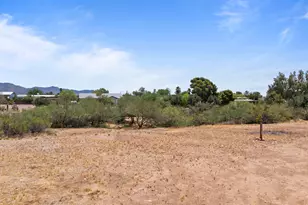 26545 S Chaparral Dr, Congress, AZ 85332 - Photo 1