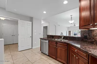 5350 E Deer Valley Drive #1254, Phoenix, AZ 85054 - Photo 8