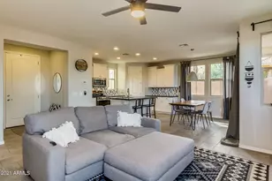1942 S Sycamore Pl, Chandler, AZ 85286 - Photo 4