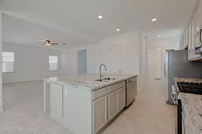 7671 W Smoketree Drive, Peoria, AZ 85383 - Photo 4