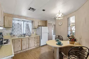 201 S Greenfield Rd, Mesa, AZ 85206 - Photo 14