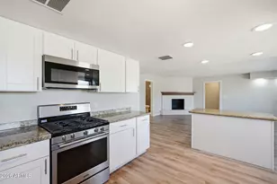 2515 S Palm Dr, Tempe, AZ 85282 - Photo 24