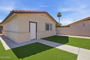 2515 S Palm Dr, Tempe, AZ 85282 - Photo 6