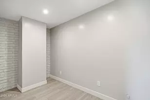 2515 S Palm Dr, Tempe, AZ 85282 - Photo 36