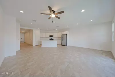 7832 W Hide Trail, Peoria, AZ 85383 - Photo 4