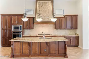 2312 N Steele Cir, Mesa, AZ 85207 - Photo 14