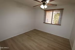 1910 E Manhatton Dr, Tempe, AZ 85282 - Photo 18