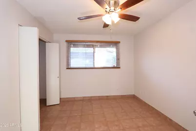 1910 E Manhatton Drive, Tempe, AZ 85282 - Photo 10