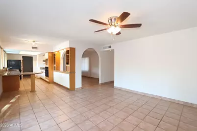 1910 E Manhatton Drive, Tempe, AZ 85282 - Photo 2