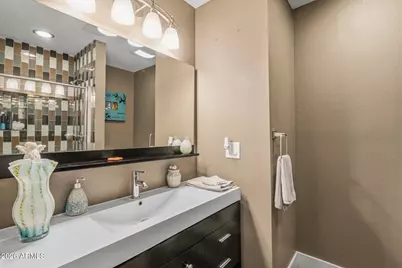 9737 E San Salvador Drive, Scottsdale, AZ 85258 - Photo 18