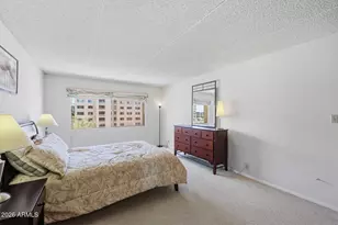 7910 E Camelback Rd, Scottsdale, AZ 85251 - Photo 24