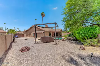 5735 E Campo Bello Drive, Scottsdale, AZ 85254 - Photo 32