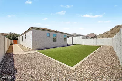 4606 W Pelotazo Way, San Tan Valley, AZ 85144 - Photo 2
