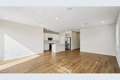 18073 W Calle Lejos Road, Surprise, AZ 85387 - Photo 2