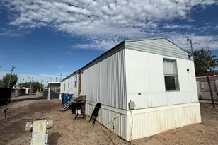 303 E South Mountain Ave, Phoenix, AZ 85042 - Photo 22