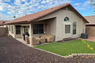 10308 W Jessie Ln, Peoria, AZ 85383 - Photo 10