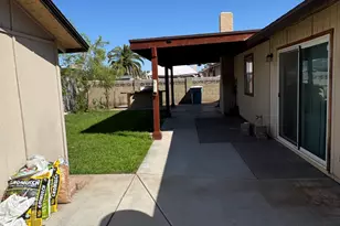6540 W Hazelwood St, Phoenix, AZ 85033 - Photo 26