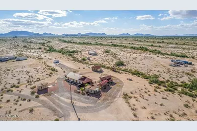 25806 S 186th Avenue, Buckeye, AZ 85326 - Photo 2