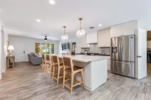 7836 E Cypress St, Scottsdale, AZ 85257 - Photo 16