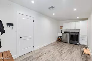 7836 E Cypress St, Scottsdale, AZ 85257 - Photo 38