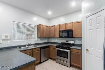 2739 E Indian Wells Place, Chandler, AZ 85249 - Photo 10