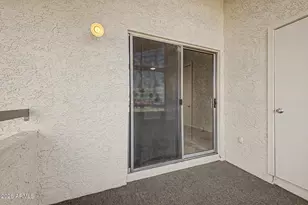 10610 S 48th St, Phoenix, AZ 85044 - Photo 26