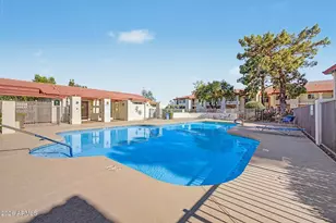 10610 S 48th St, Phoenix, AZ 85044 - Photo 32