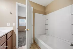 779 E Bradstock Way, San Tan Valley, AZ 85140 - Photo 22