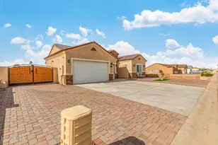 14690 S Brook Hollow Rd, Arizona City, AZ 85123 - Photo 2