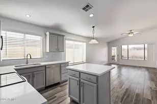 1077 W Laurel Ave, Gilbert, AZ 85233 - Photo 8