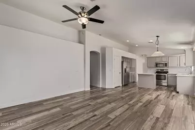 1077 W Laurel Avenue, Gilbert, AZ 85233 - Photo 6