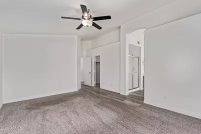 1077 W Laurel Avenue, Gilbert, AZ 85233 - Photo 14