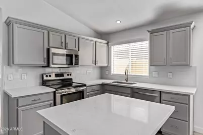 1077 W Laurel Avenue, Gilbert, AZ 85233 - Photo 10