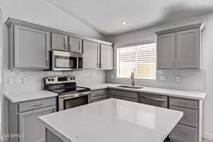 1077 W Laurel Ave, Gilbert, AZ 85233 - Photo 10